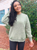 Poppie Vintage Wash Pullover - Olive