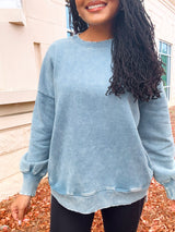 Poppie Vintage Wash Pullover - Blue