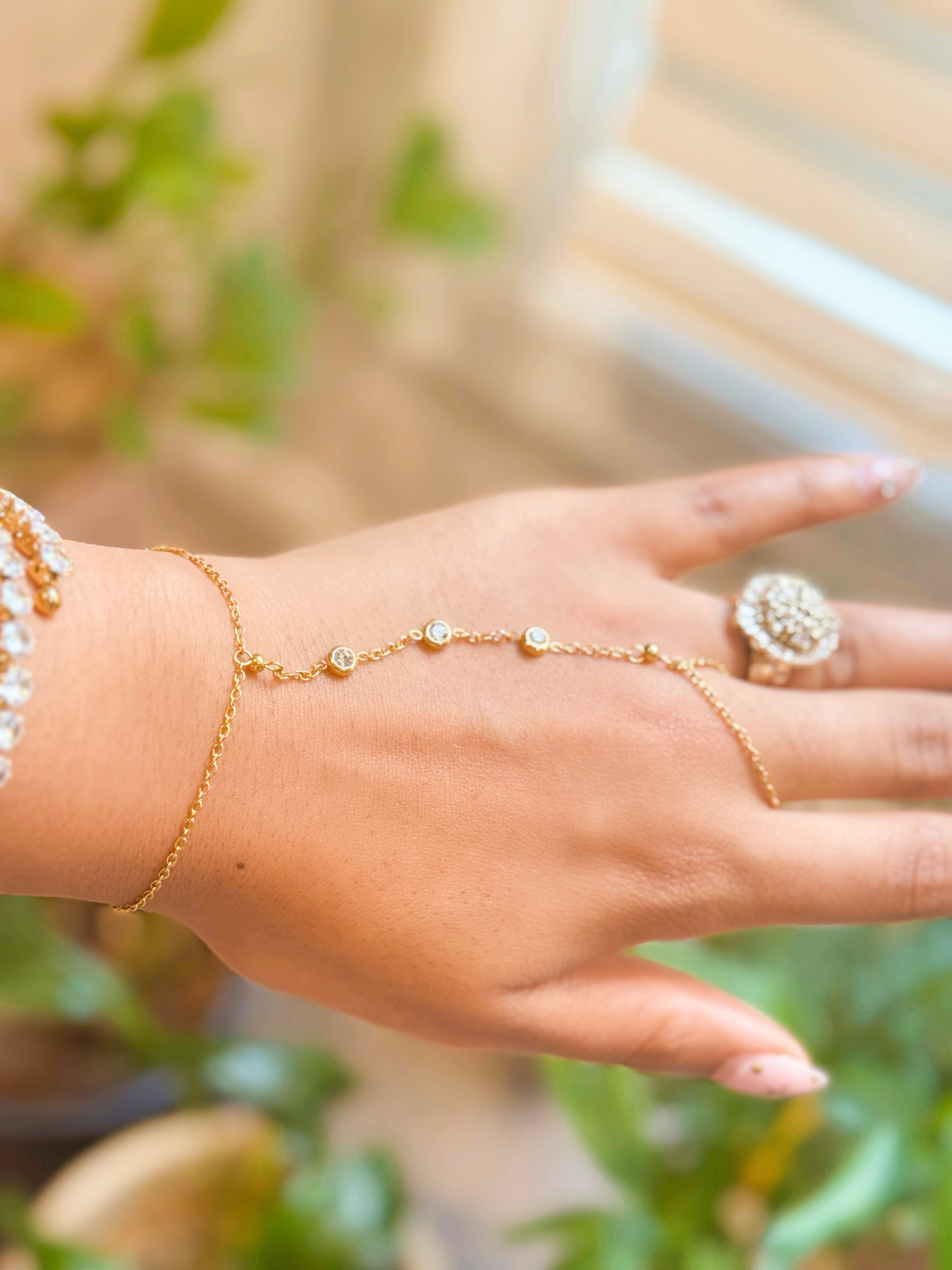 Lester Hand Chain